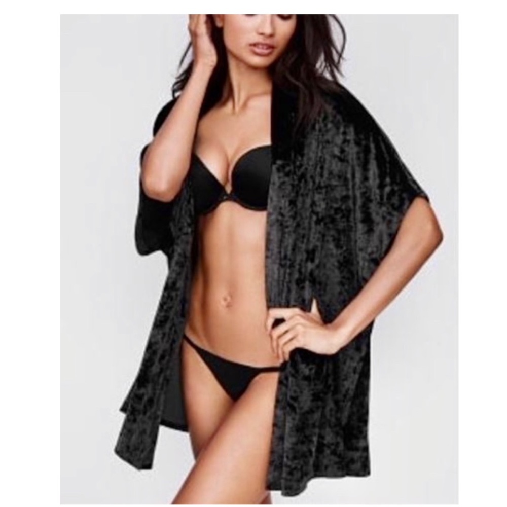 VICTORIA’S SECRET BLACK VELVET KIMONO ROBE